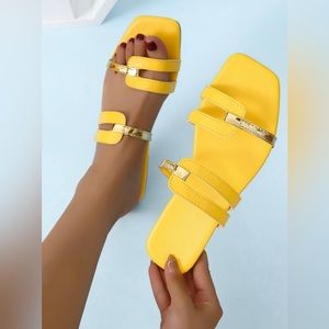 Outdoor Neon-Yellow Flat Slippers For Women